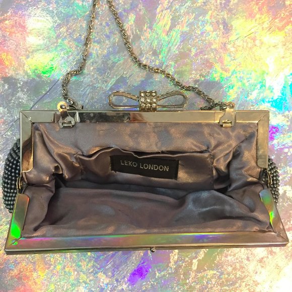Leko London Metal evening clutch w crossbody chain - Picture 3 of 5